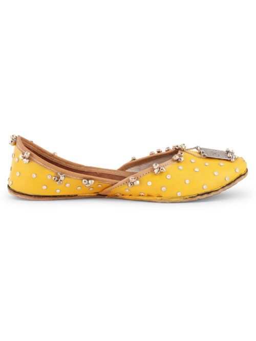 Mastani Yellow Jutti for women - Image 7